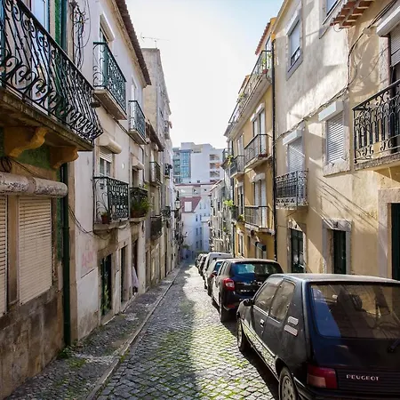 Altido Urban 1-bed Flat With Workspace, Moments From Avenida Da Liberdade * Lisboa